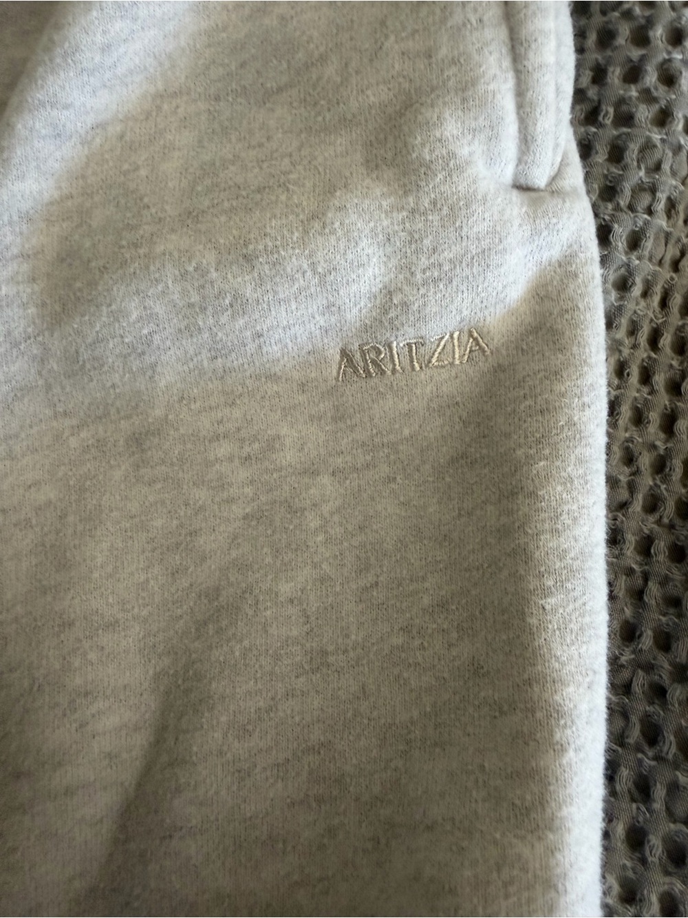 Aritzia Mega Fit Jogger Sweatpants - Picture 2 of 4